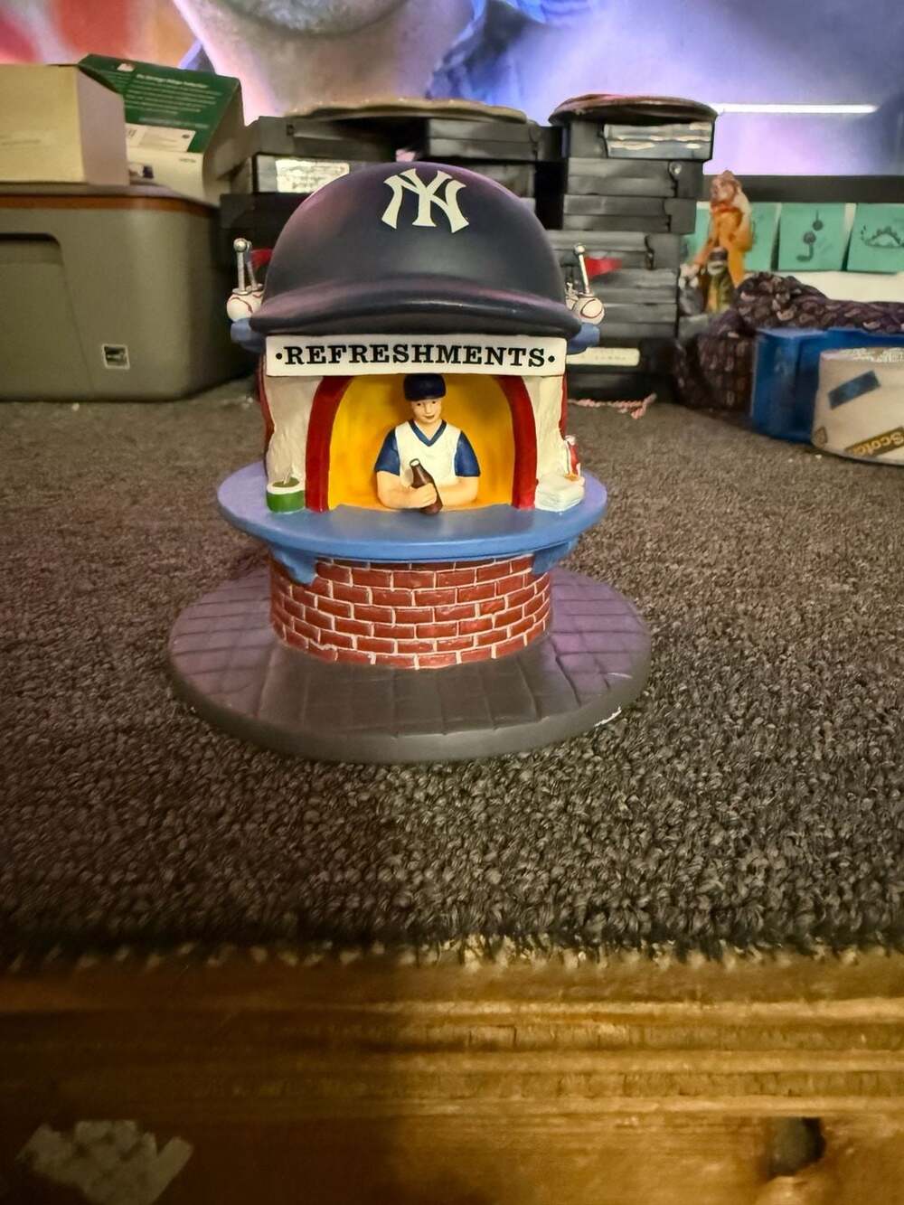Department 56 Christmas in the City New York Yankees Refreshments Concession Sta